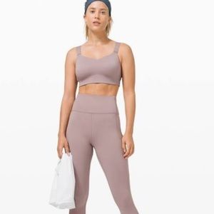 🆕 Lululemon Swift Speed Bra 36 DD
